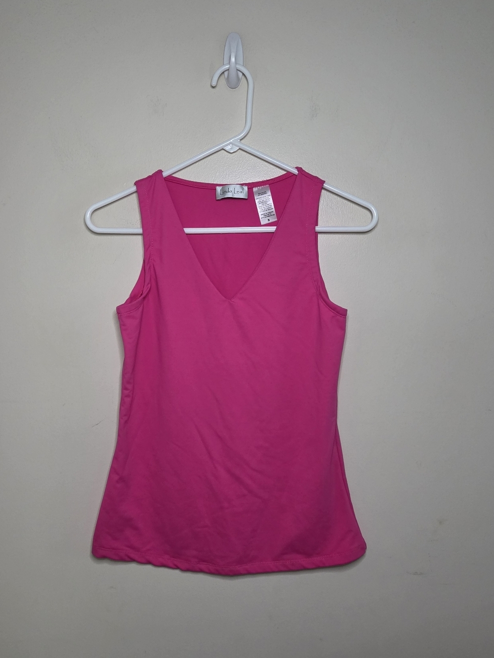 🎉 5/$25 Women's Linda Leal Pink Sleeveless Top Sz Small - Picture 5 of 5